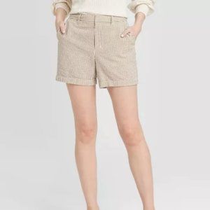 NWT Cream and Tan Stripe Seersucker High-Rise Casual Fit 5" Chino